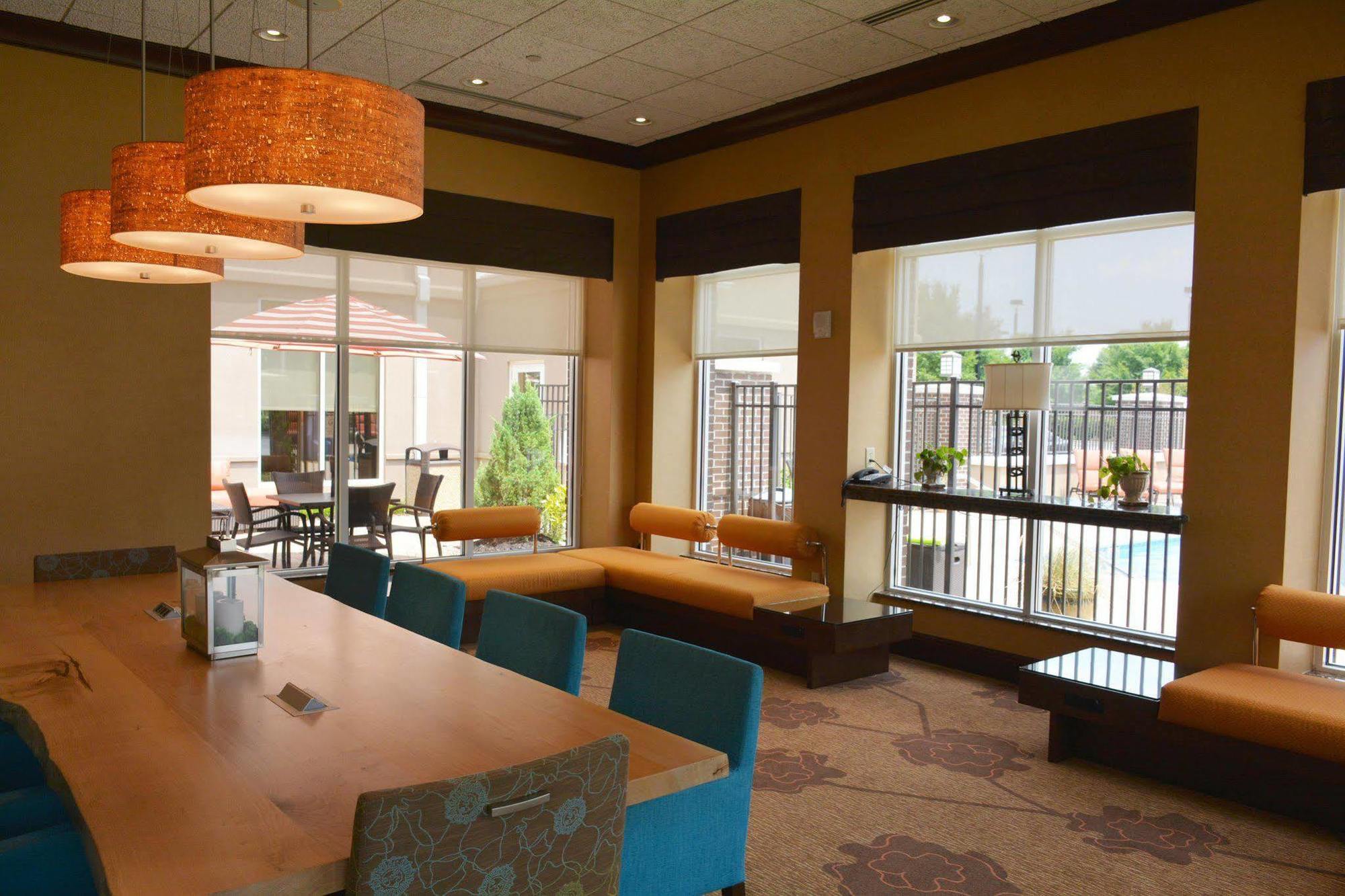 Hilton Garden Inn Greenville Bagian luar foto